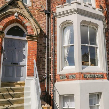 1 Church Square Whitby Extérieur photo